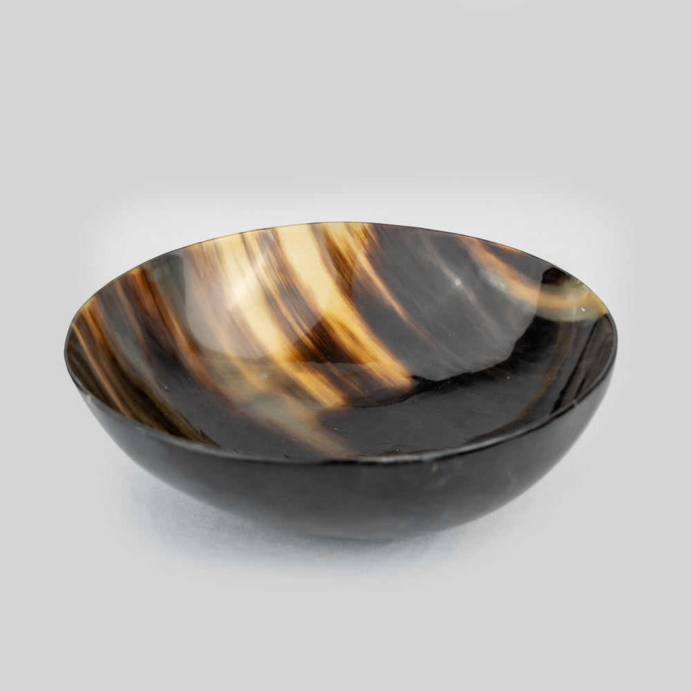 Luxury natural horn bowl for stylish dining and entertaining