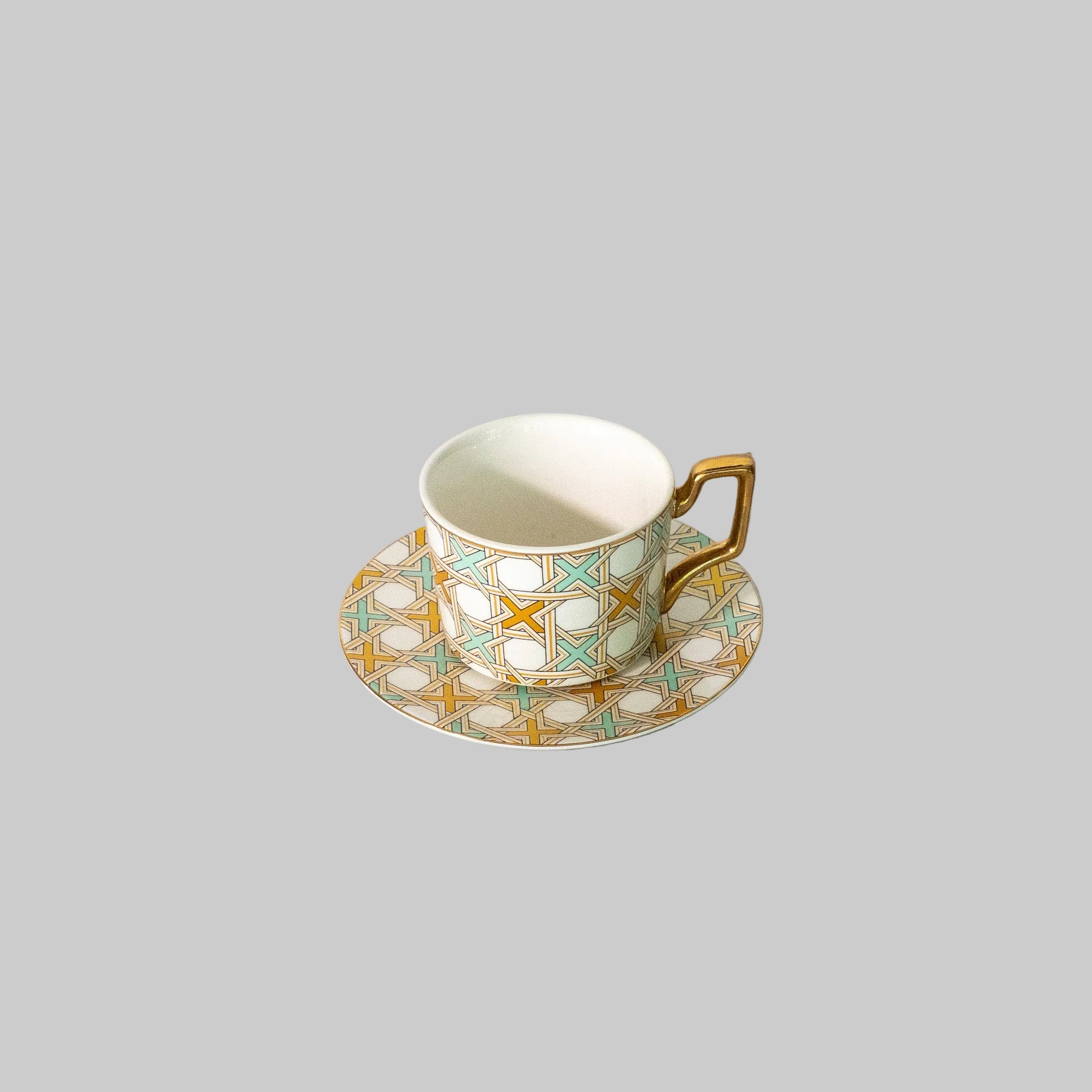 Mosaic tea and coffee set beautifully packaged as a unique gift for special occasions."
